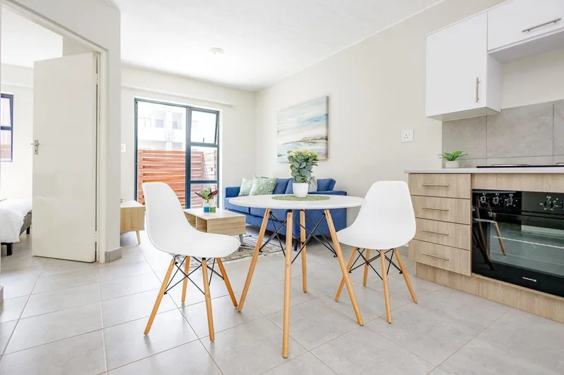 2 Bedroom Apartment / flat for sale in Ferndale