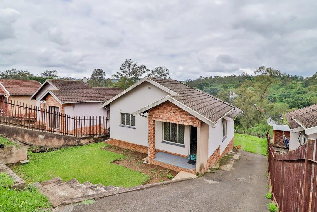3 Bedroom House for sale in Allandale