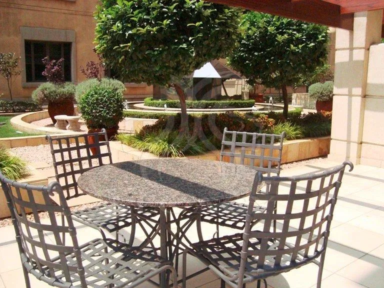 1 Bedroom Apartment / flat to rent in Sandton Central
