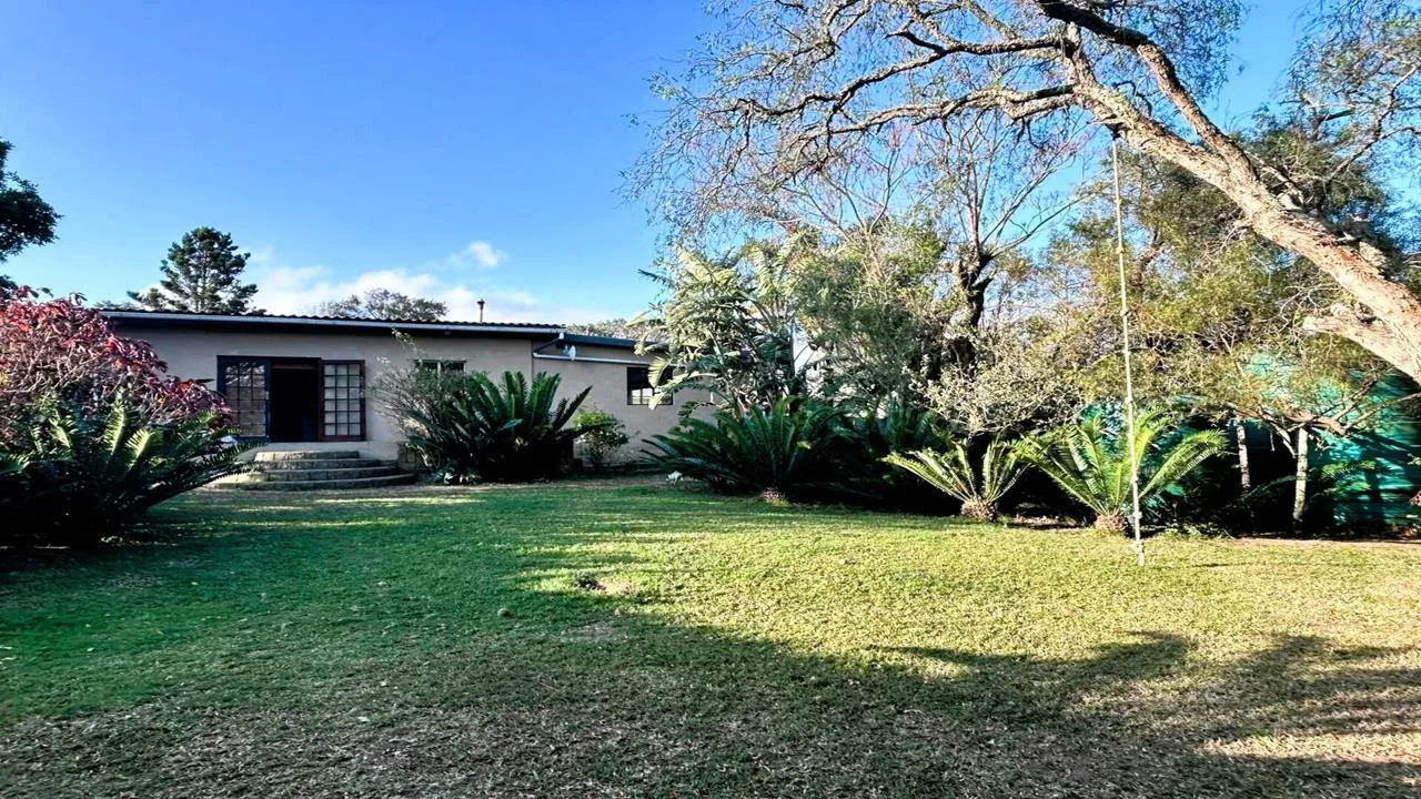 4 Bedroom House for sale in Alexandria