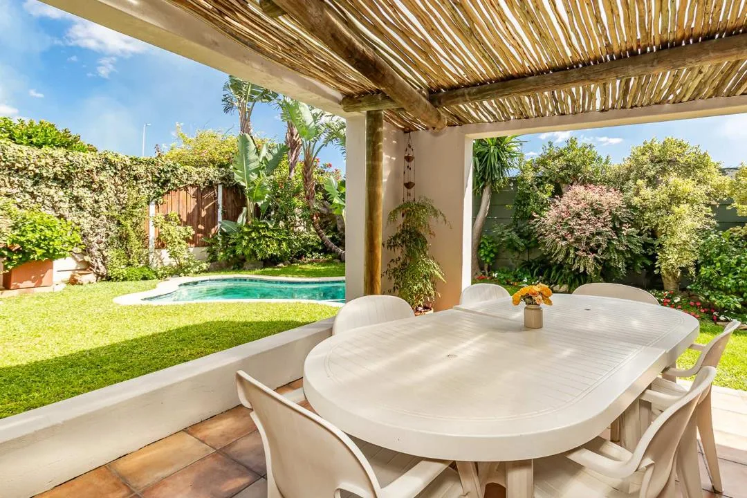3 Bedroom House for sale in Lakeside