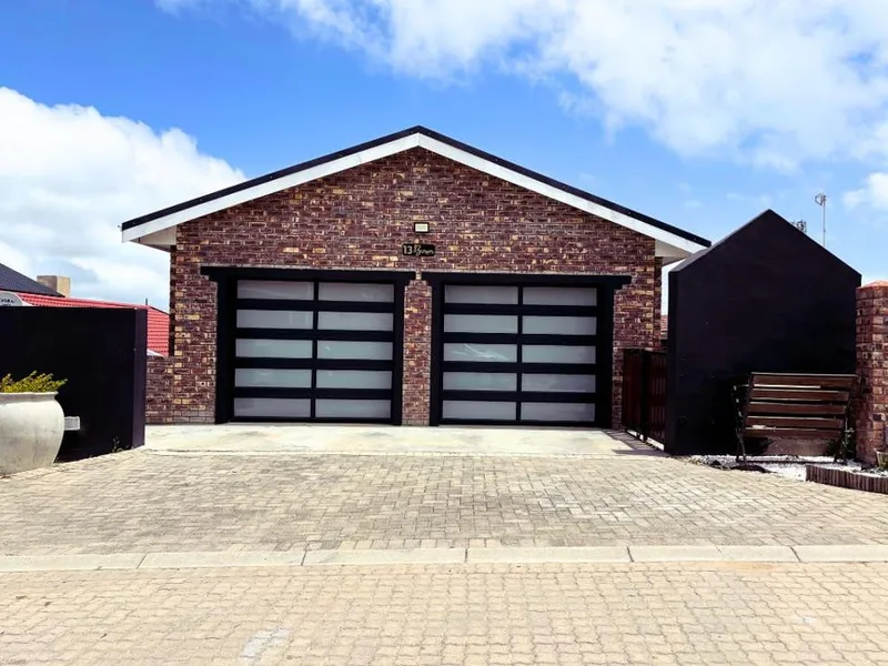 3 Bedroom House for sale in Levallia