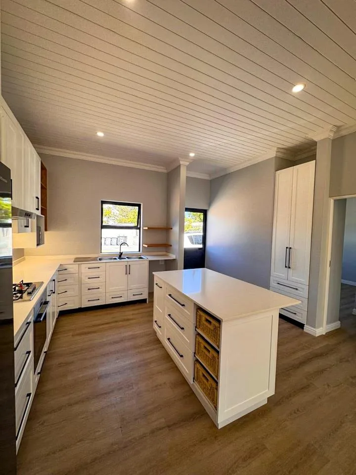 2 Bedroom Townhouse for sale in Worcester Central