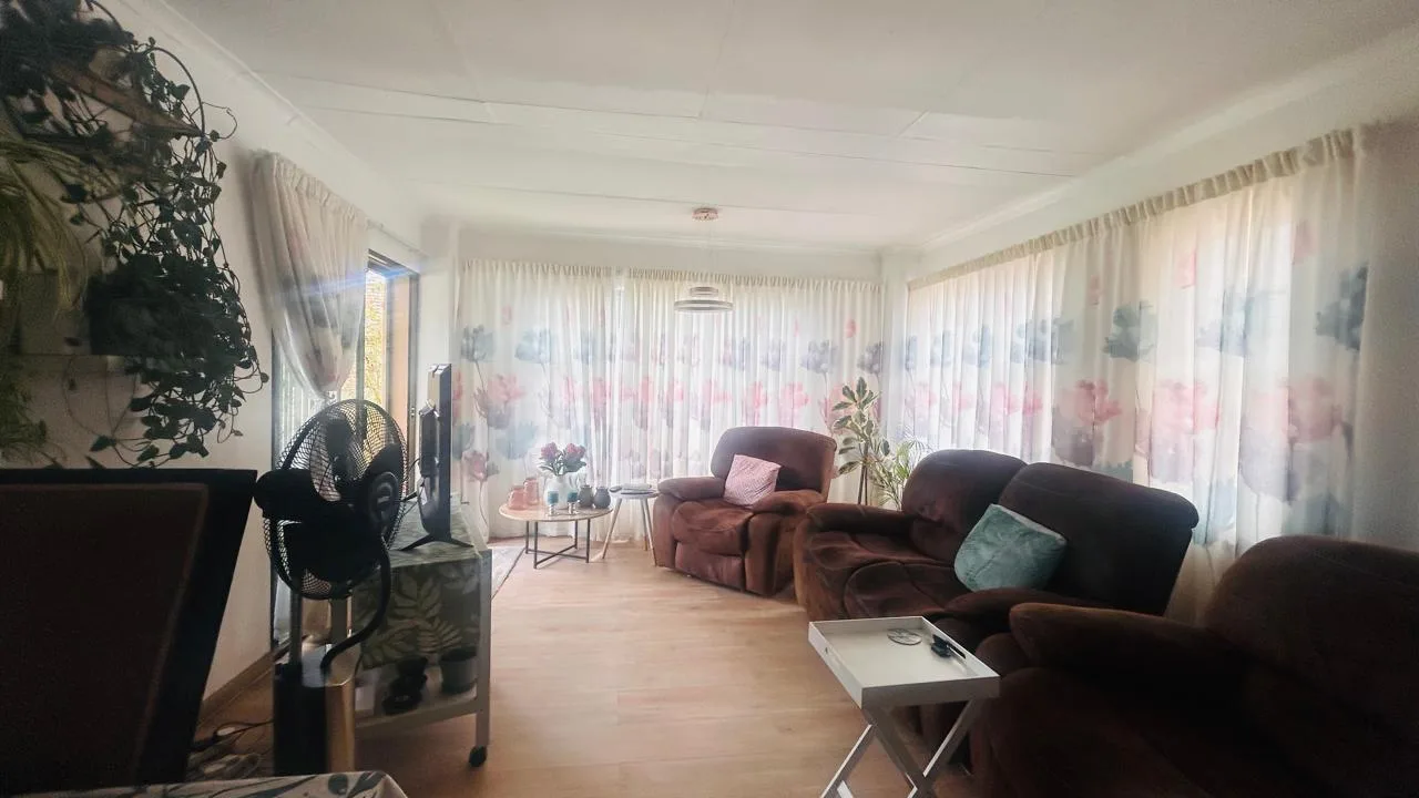 2 Bedroom Townhouse for sale in Sasolburg Ext 23
