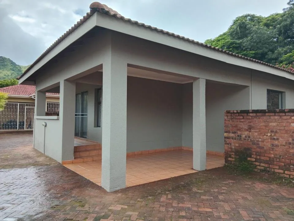2 Bedroom House for sale in Barberton