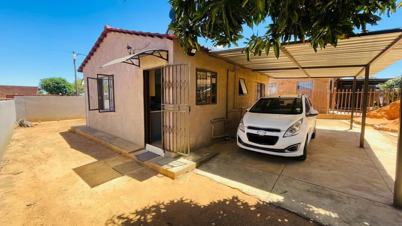 2 Bedroom House in Soshanguve South