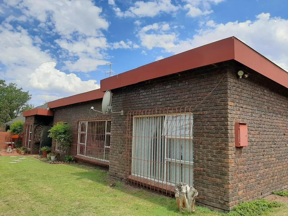 3 Bedroom House for sale in Delmas