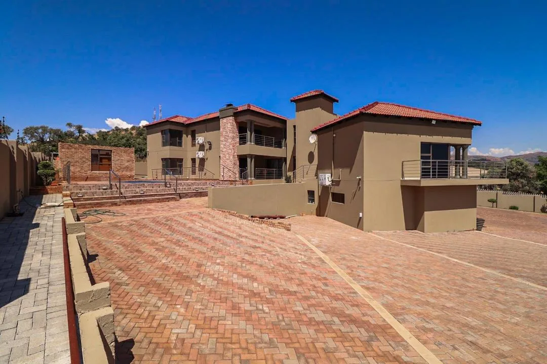 4 Bedroom House for sale in Cashan