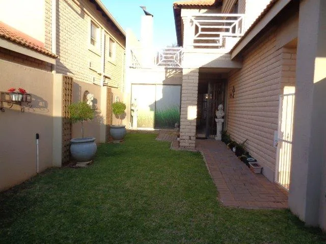 3 Bedroom Townhouse for sale in Parys