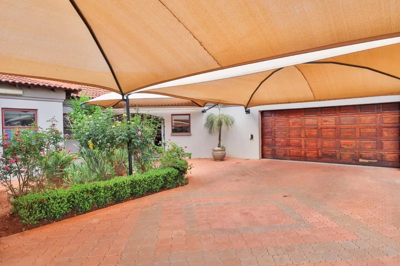 3 Bedroom House in Melodie