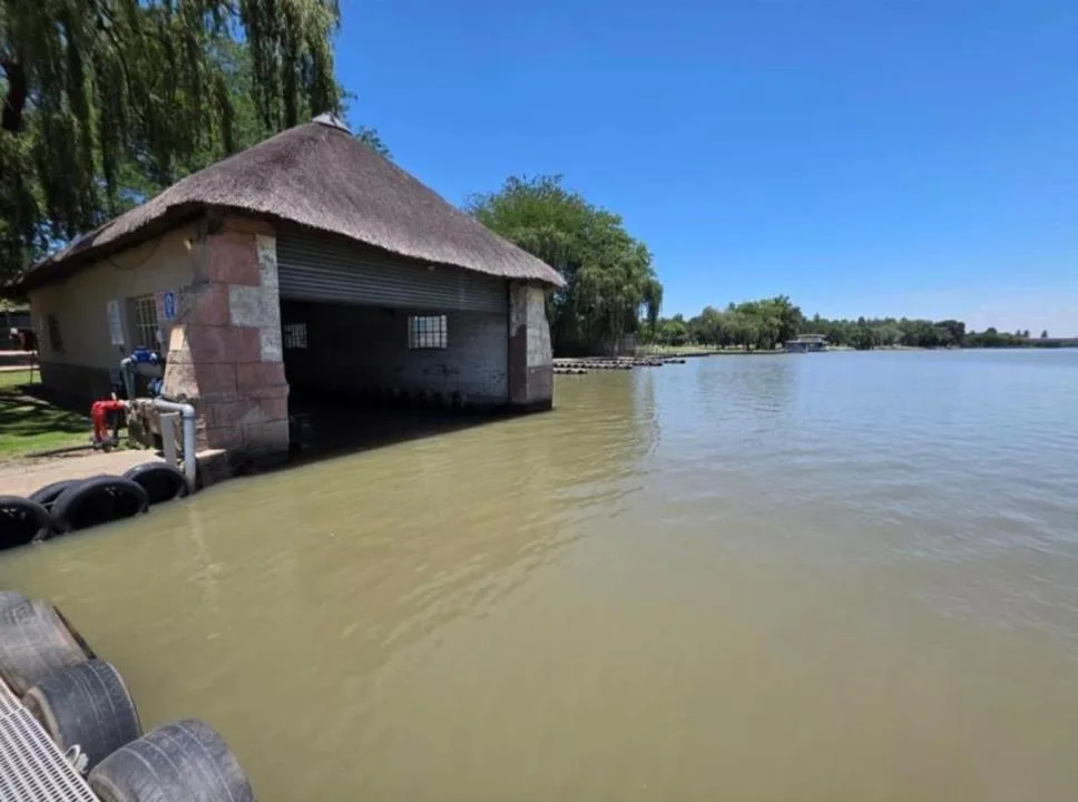 4 Bedroom House for sale in Clavadel River Lodge