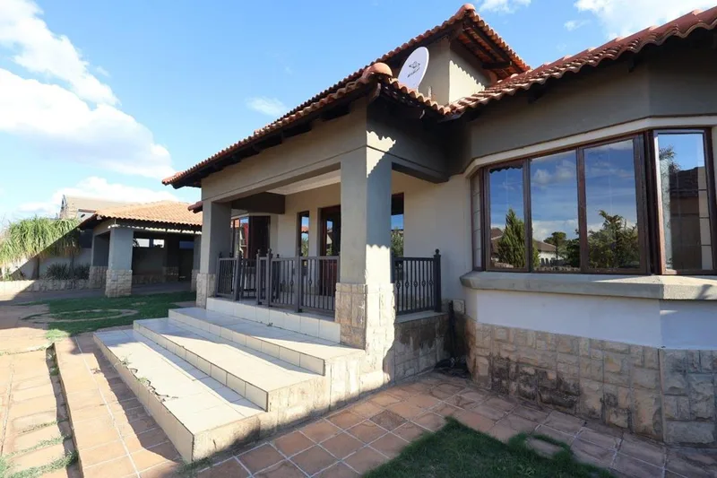 4 Bedroom House to rent in Waterberry Country Estate