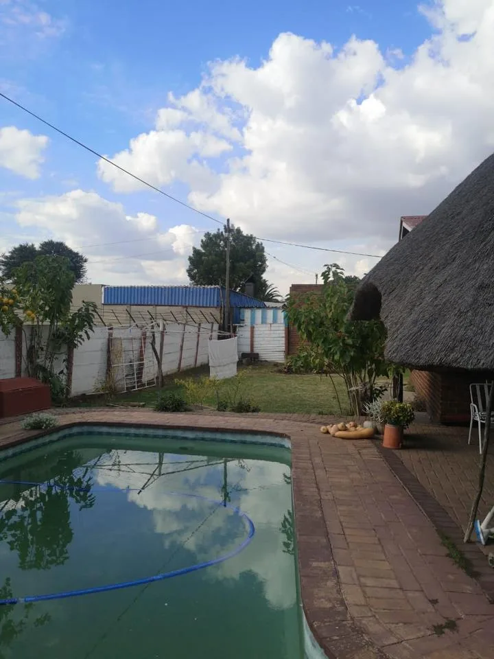3 Bedroom House for sale in Vanderbijlpark SW 1