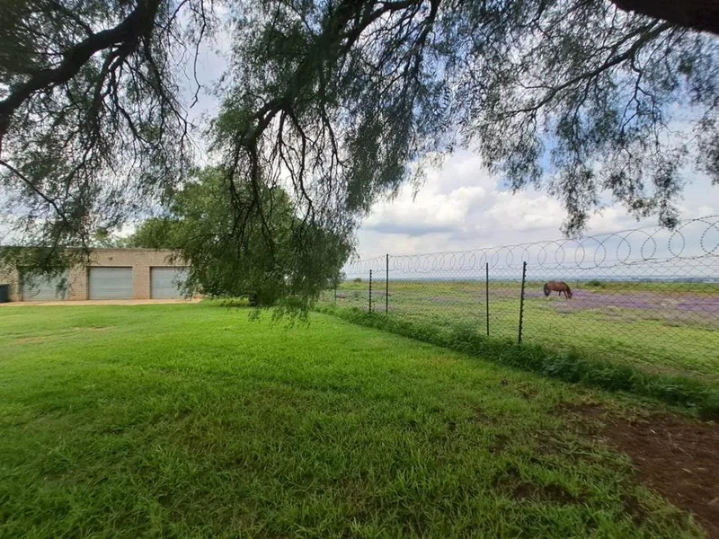 4 Bedroom House for sale in Boltonwold