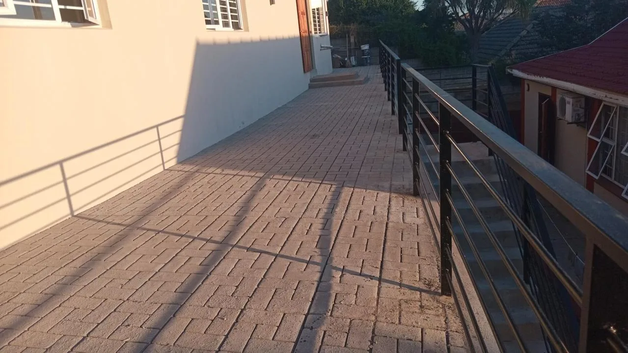 2 Bedroom House to rent in Umbilo