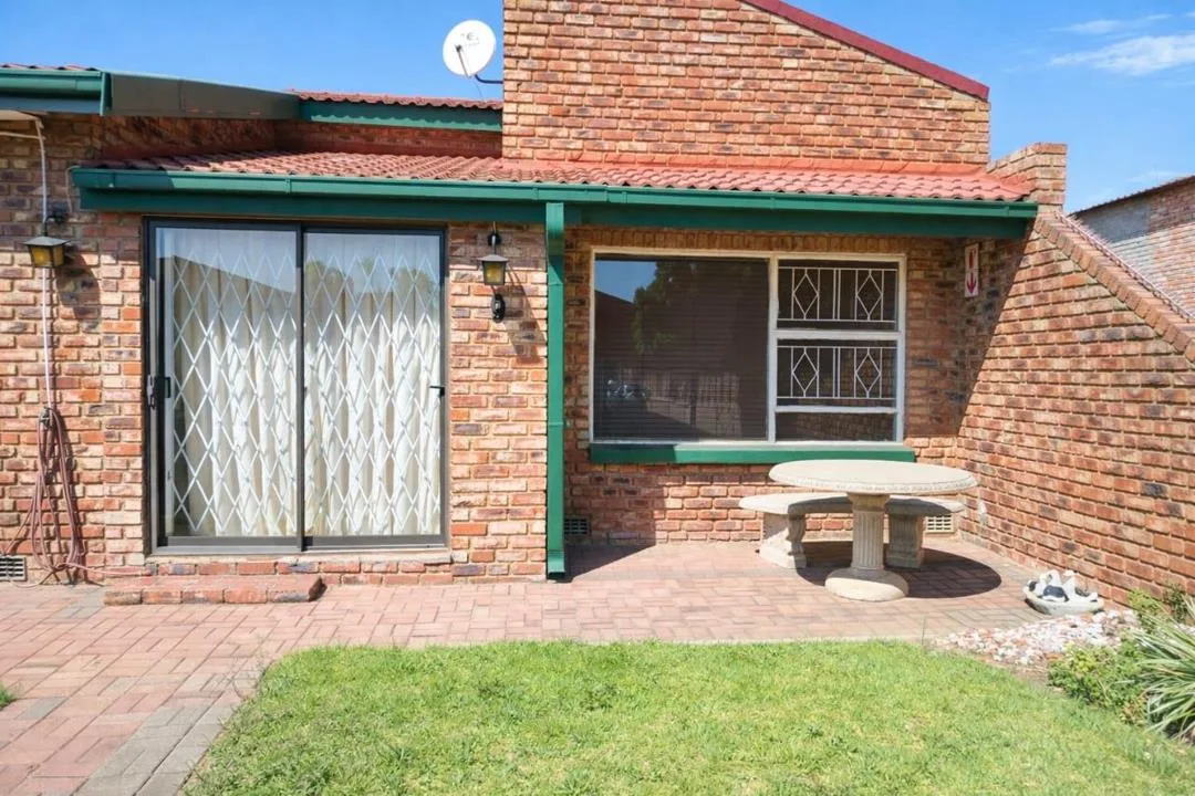 2 Bedroom Apartment / flat for sale in Parys