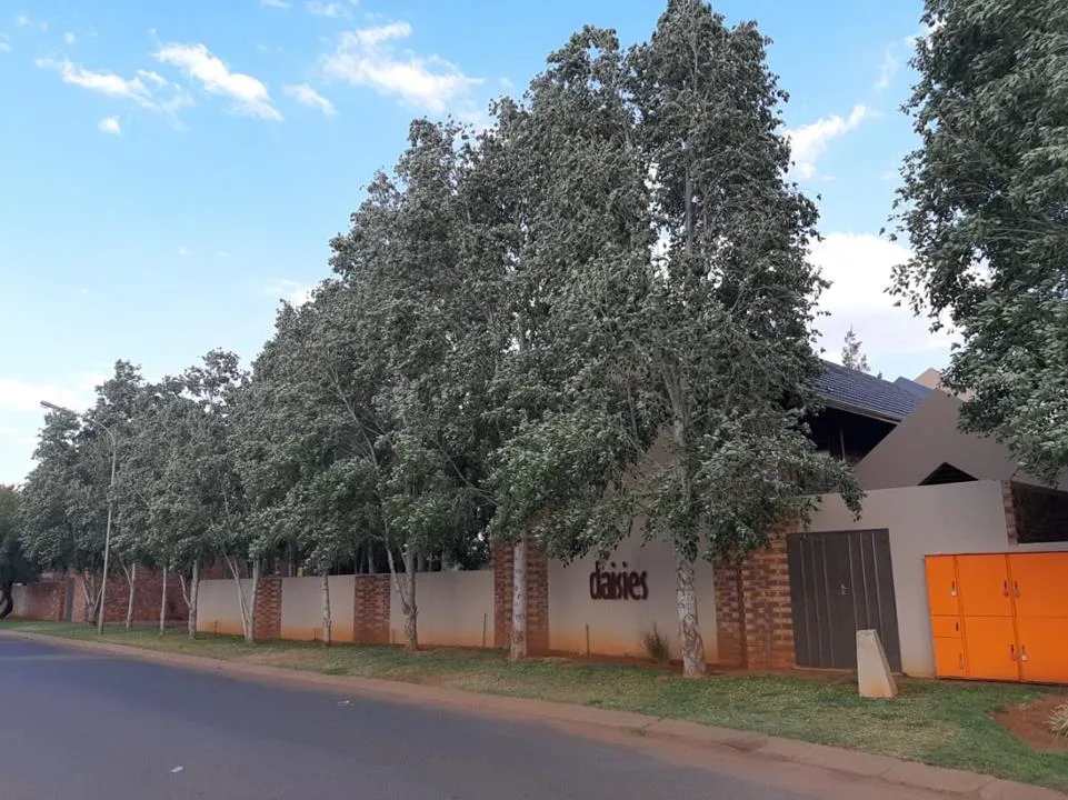 2 Bedroom Apartment / flat for sale in Dassie Rand