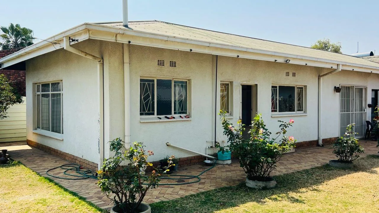 1 Bedroom Apartment / flat to rent in Potchefstroom Central