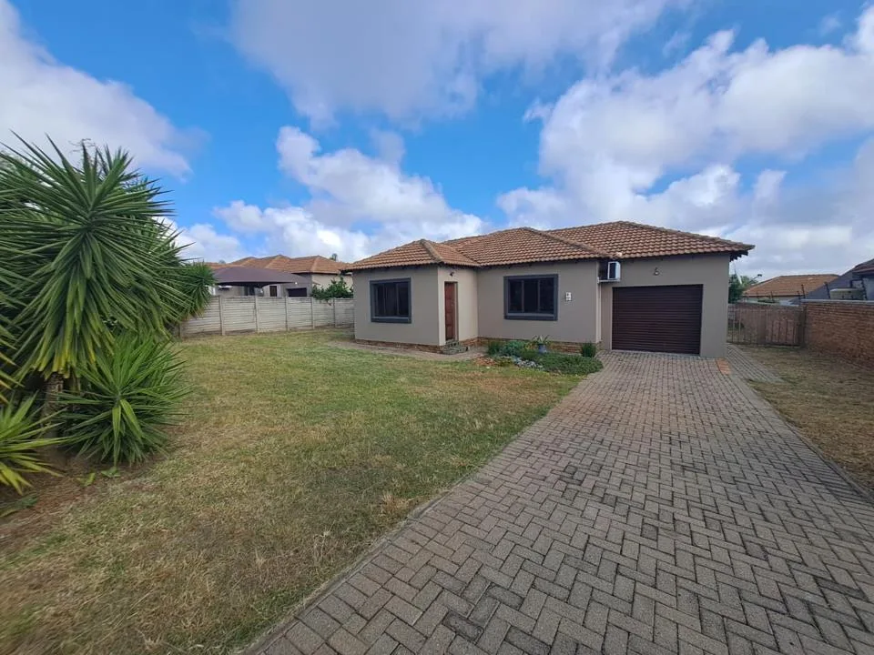 3 Bedroom House to rent in Bendor