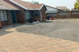 3 Bedroom House in Elandspark