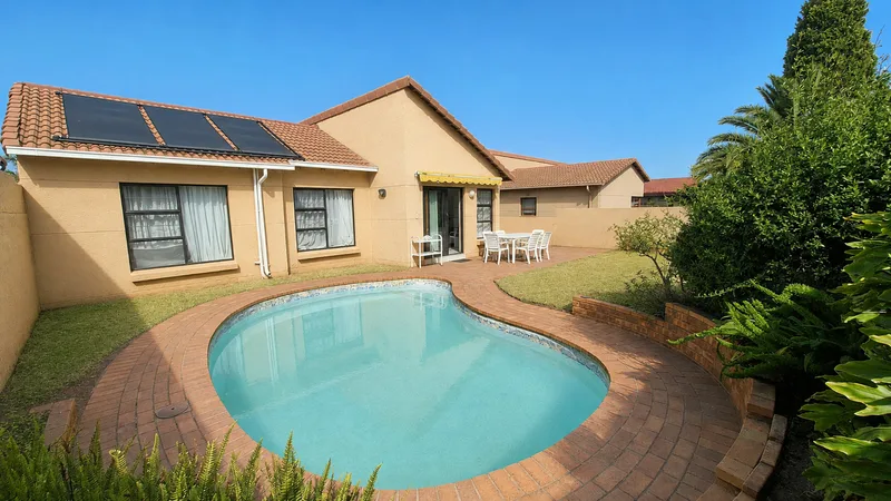 2 Bedroom House in Bergbron