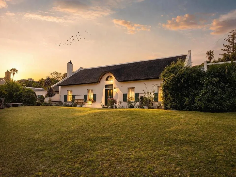 4 Bedroom House for sale in Bredasdorp