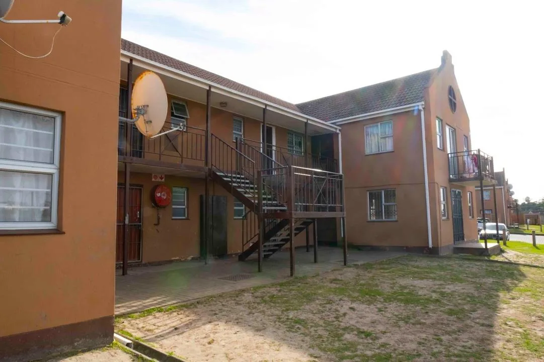 2 Bedroom Apartment / flat for sale in Buffalo Flats