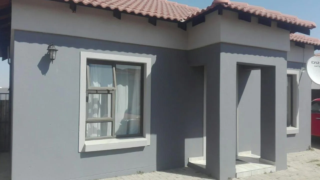 2 Bedroom House for sale in Terra Nova