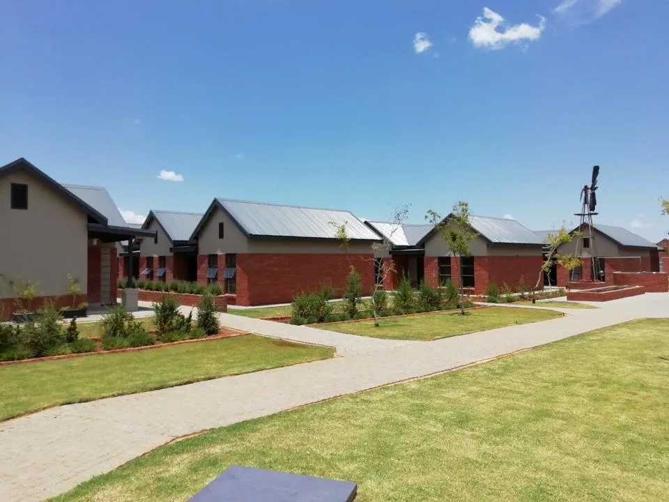 1 Bedroom Townhouse to rent in De Land Estate