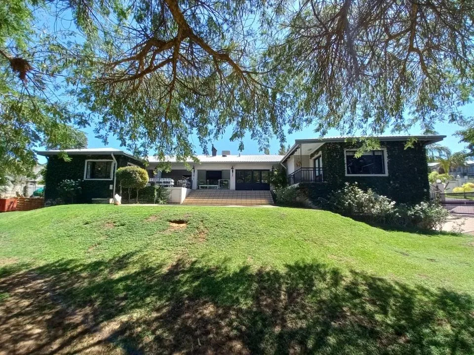 5 Bedroom House for sale in Keidebees