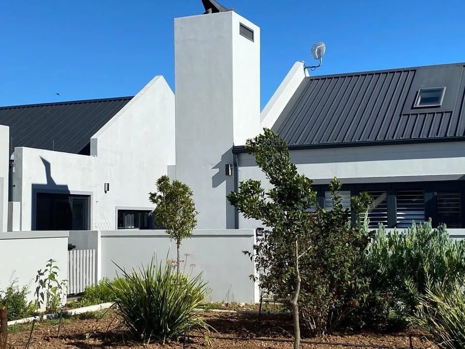 2 Bedroom House for sale in Robertson