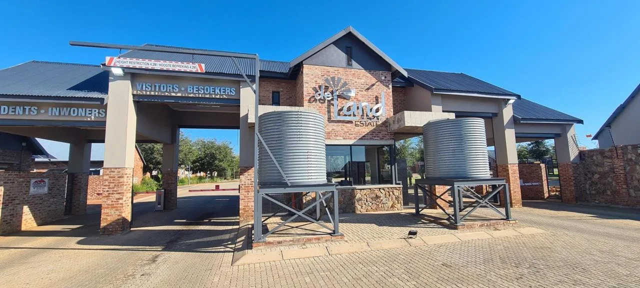 1 Bedroom Apartment / flat to rent in De Land Estate