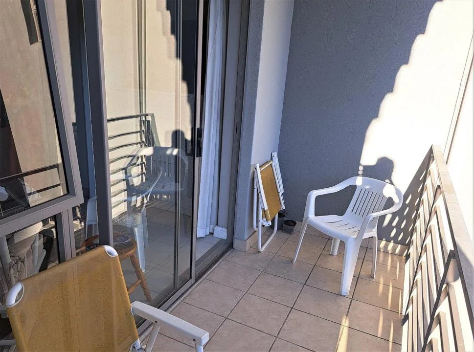 0.5 Bedroom Apartment / flat for sale in Stellenridge