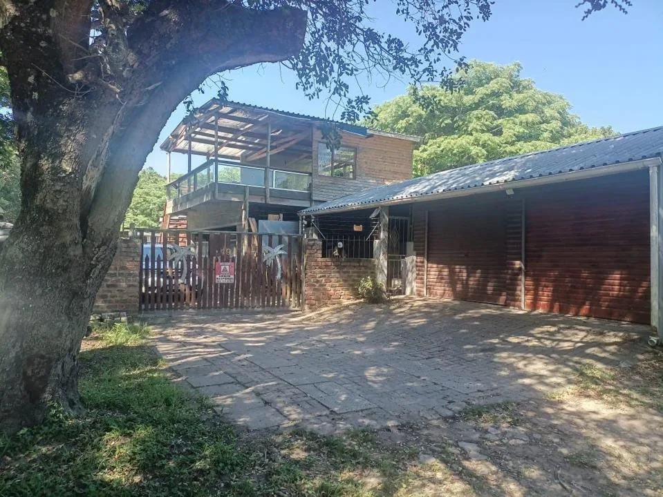 4 Bedroom House for sale in Kidds Beach