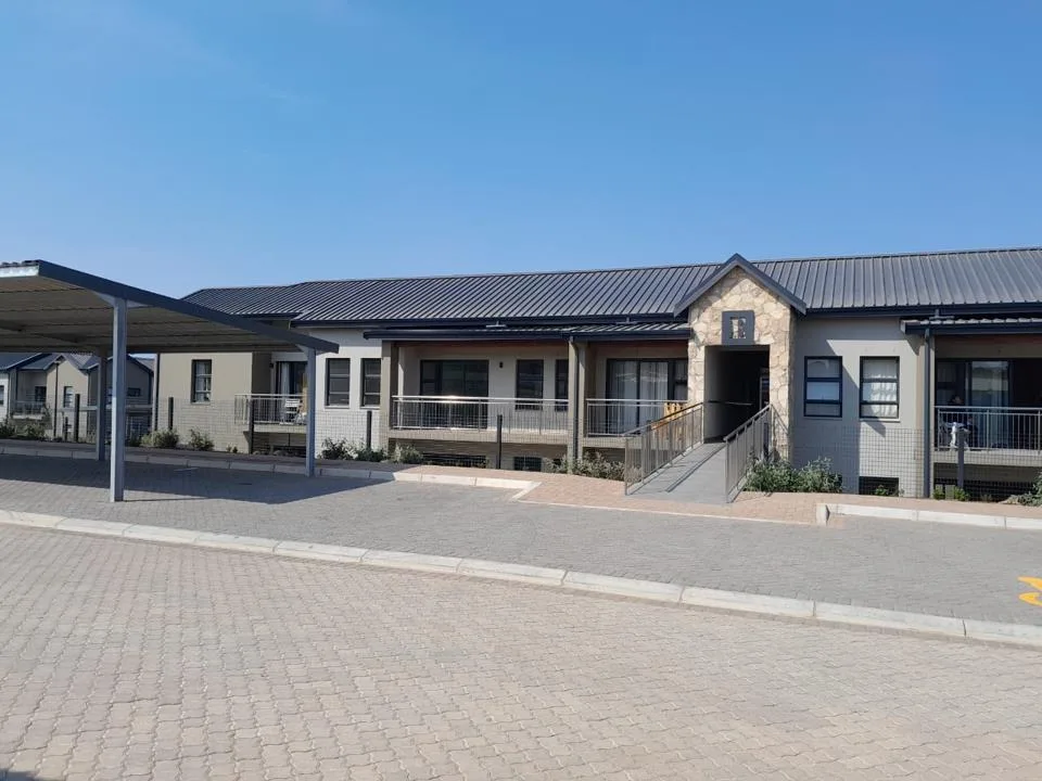 Apartment / flat for sale in Hartland Lifestyle Estate