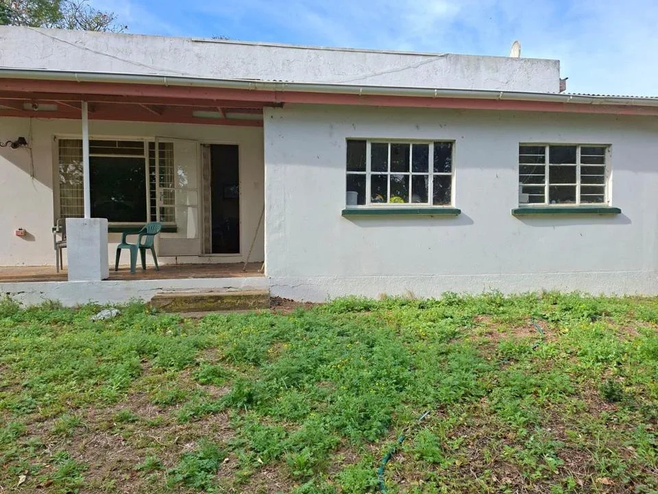 2 Bedroom House for sale in Bathurst