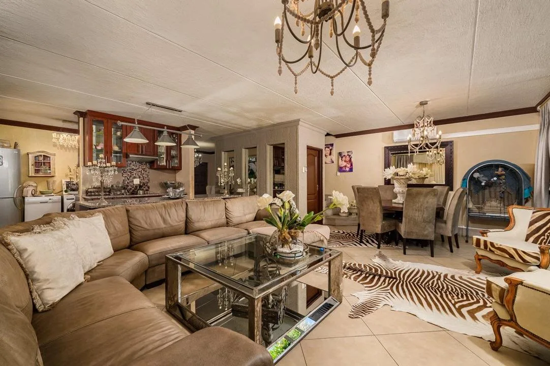 4 Bedroom Townhouse for sale in Brentwood Park