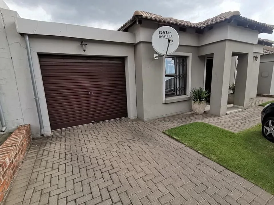 2 Bedroom Townhouse to rent in Terra Nova