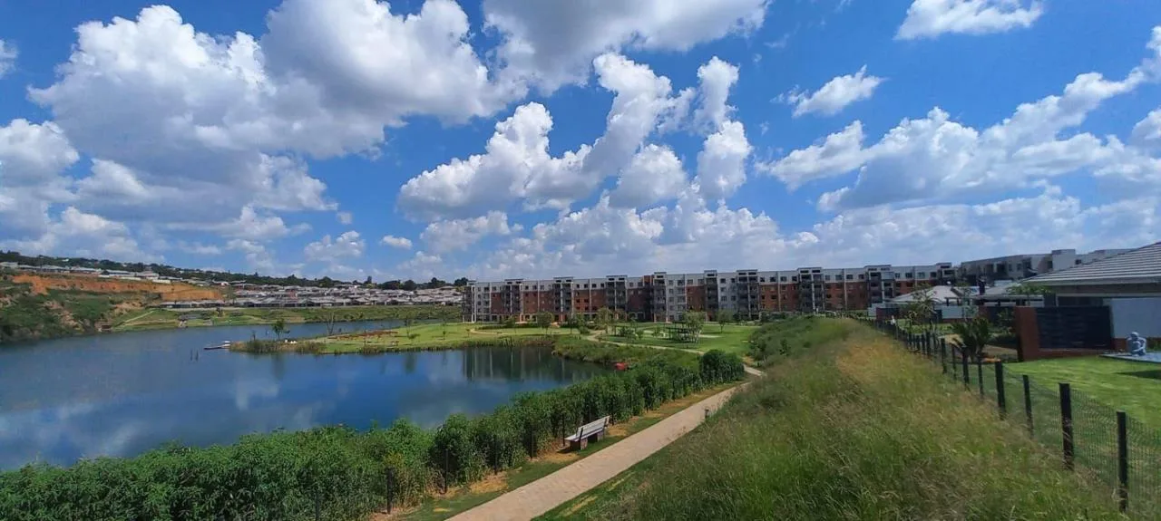 1 Bedroom Apartment / flat for sale in Waterkloof Marina Retirement Estate