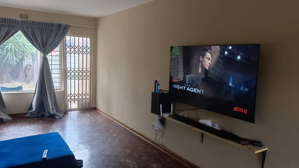1 Bedroom Apartment / flat for sale in Windsor East