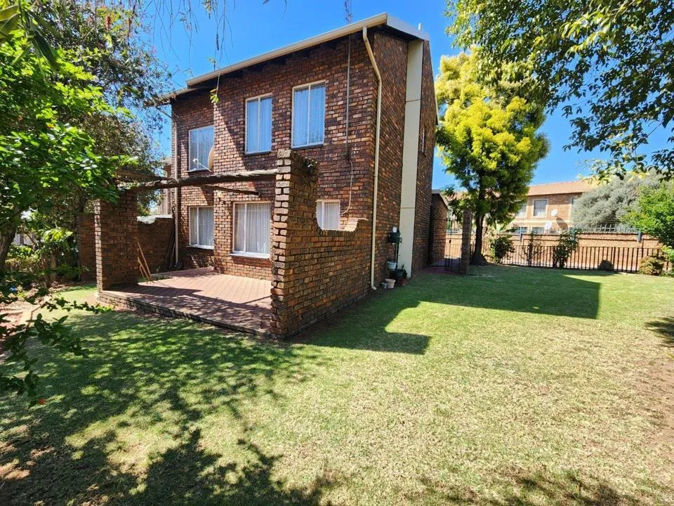 3 Bedroom Townhouse to rent in Del Judor