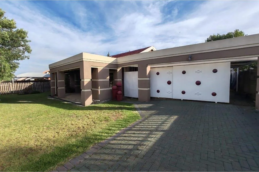 3 Bedroom House for sale in Secunda