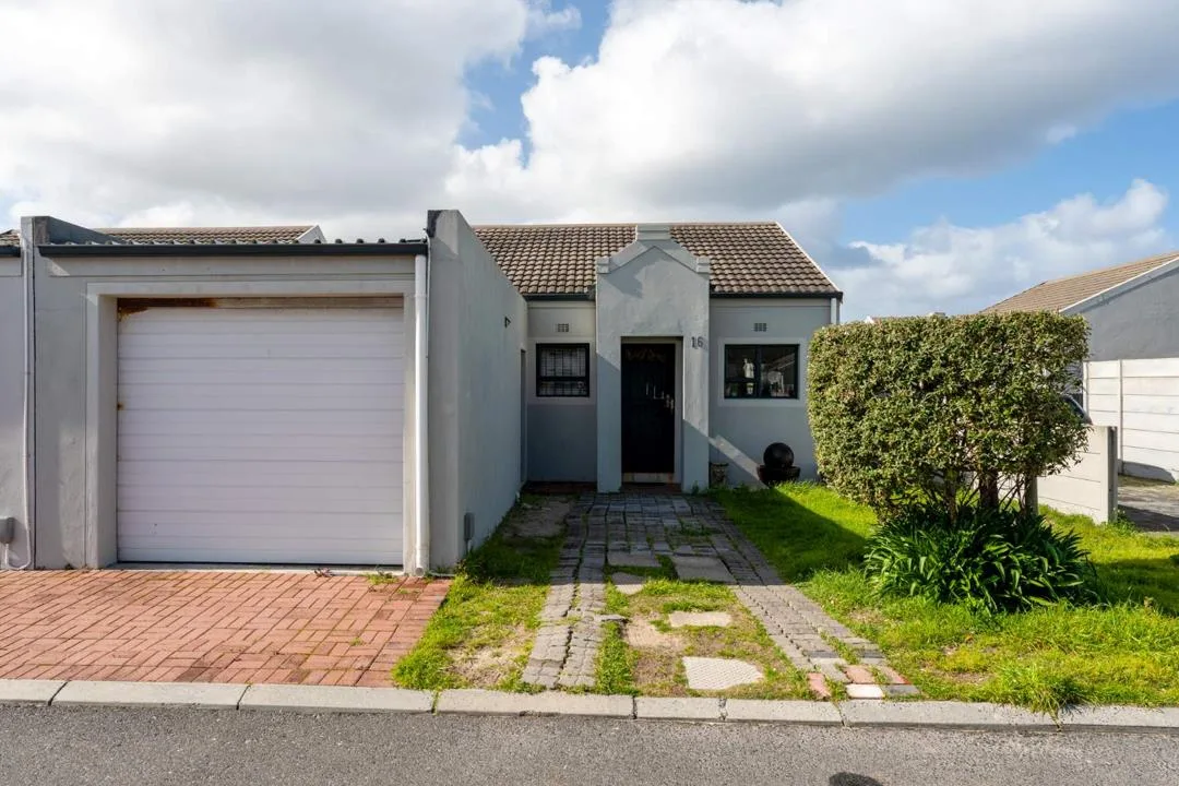 3 Bedroom House for sale in Costa Da Gama