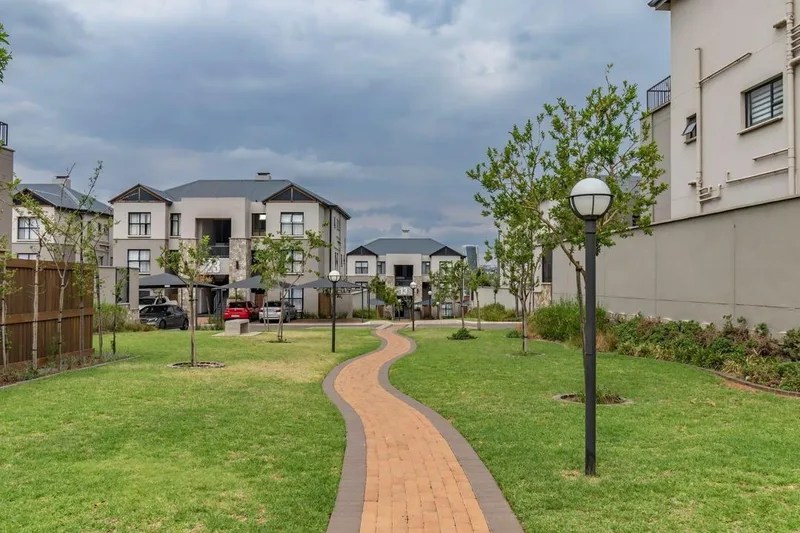 3 Bedroom Apartment / flat for sale in Waterfall