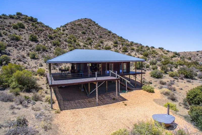 3 Bedroom House for sale in Ladismith Rural