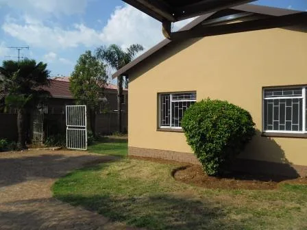 Property to rent in Clayville