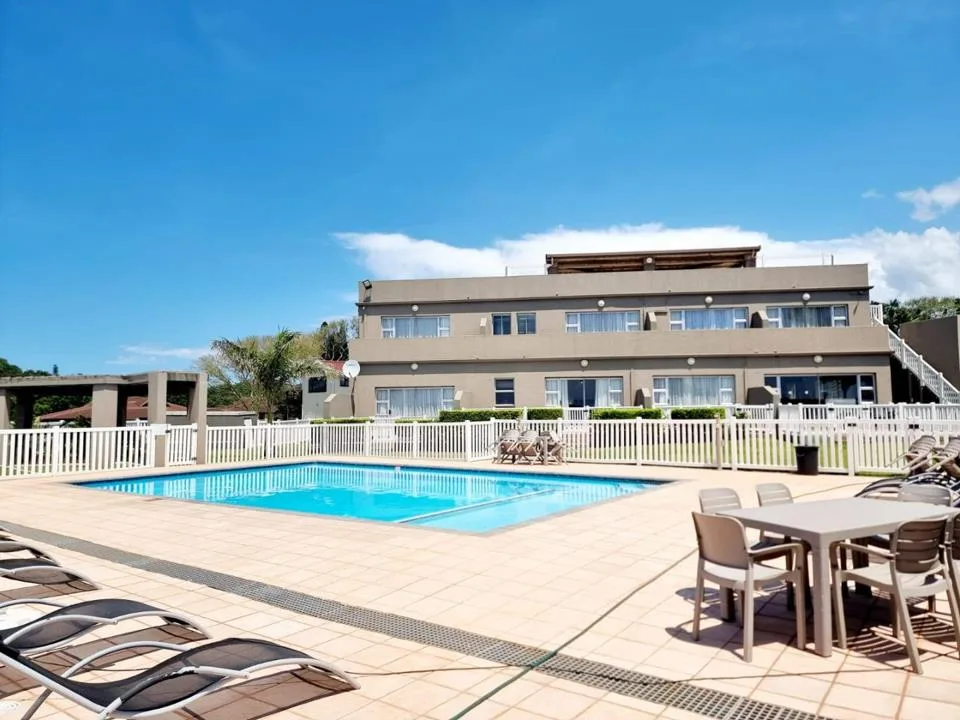 14 Bedroom House for sale in Uvongo