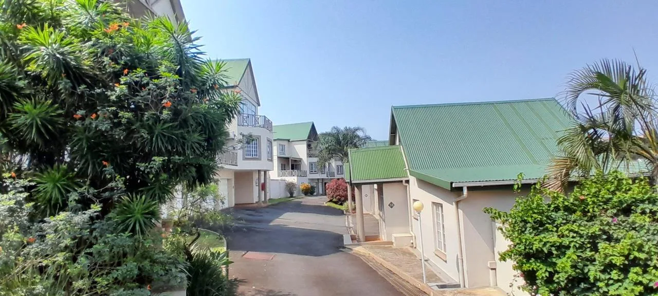 3 Bedroom Townhouse to rent in Sunningdale