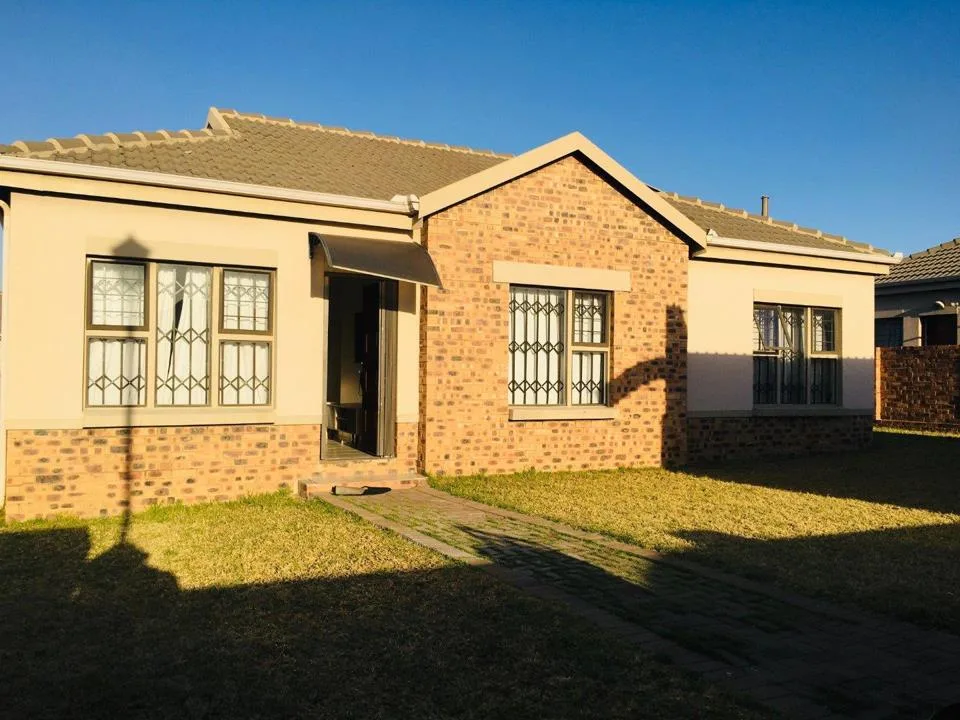 3 Bedroom House to rent in Die Heuwel