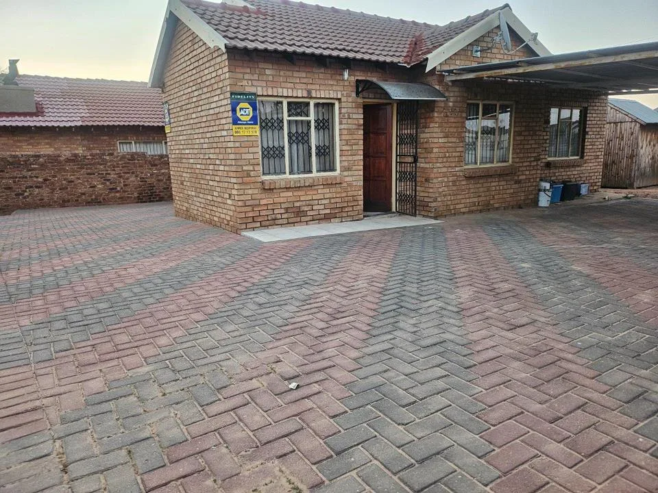 3 Bedroom House for sale in Seshego 9K